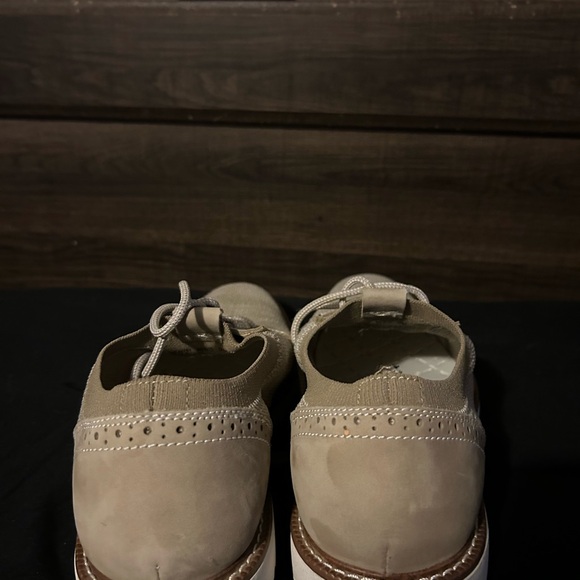 Dockers Oxford Beige Stretch Knit Shoes - Picture 3 of 6